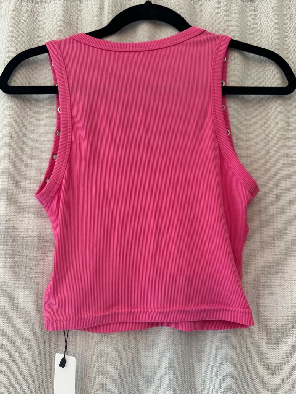 Pink Grommet Ribbed Tank Top - Picture 2 of 3